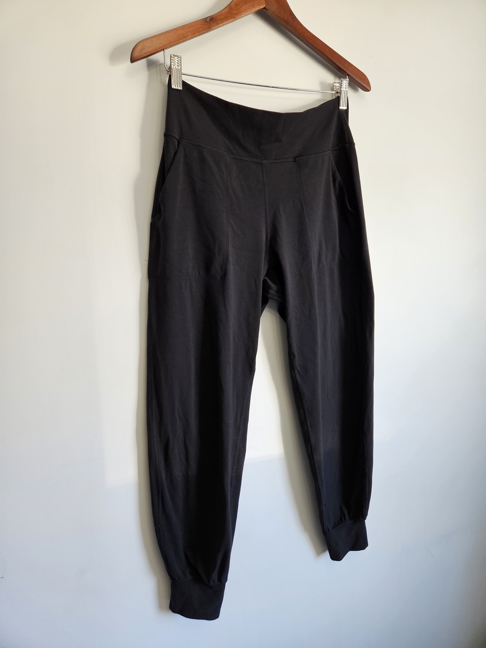 lululemon athletica Black High-Rise Joggers - Picture 2 of 7
